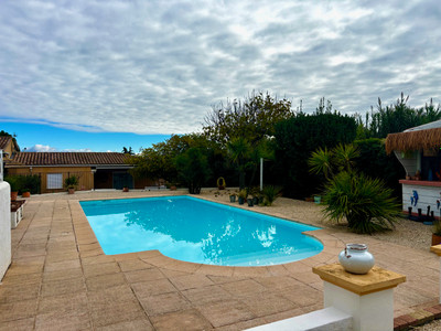 French property for sale in Alès, Gard - €900,000 - photo 1