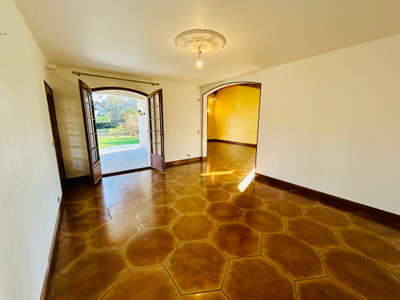 French property for sale in Reignier-Ésery, Haute-Savoie - €1,650,000 - photo 3