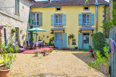 French property for sale in Marval, Haute-Vienne - €159,900 - photo 1