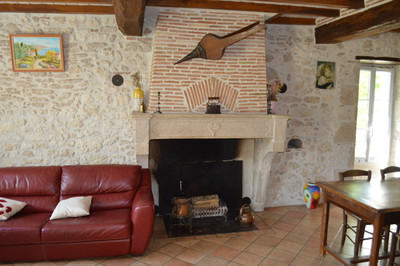 French property for sale in Esclottes, Lot-et-Garonne - €349,800 - photo 8