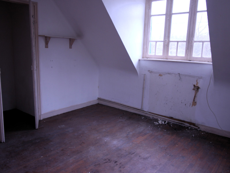 French property for sale in Landeleau, Finistère - €36,600 - photo 7