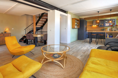 French property for sale in Rustrel, Vaucluse - €297,000 - photo 3