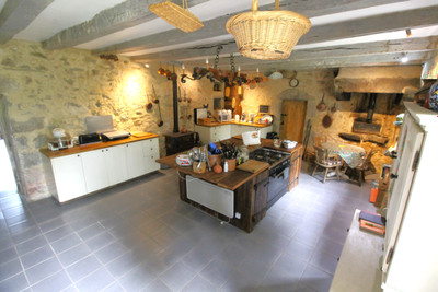 French property for sale in La Forêt-sur-Sèvre, Deux-Sèvres - €474,460 - photo 5