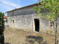 houses and homes for sale inMelleDeux-Sèvres Poitou_Charentes