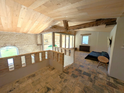 French property for sale in Vanzac, Charente-Maritime - €299,600 - photo 3