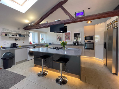 French property for sale in Faye-l'Abbesse, Deux-Sèvres - €583,000 - photo 3