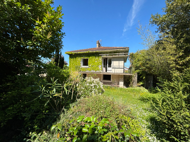 Vente Maison 171m² 8 Pièces à Angoulême (16000) - Leggett Immobilier