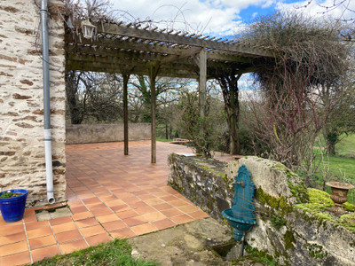 French property for sale in Mesples, Allier - €164,000 - photo 6