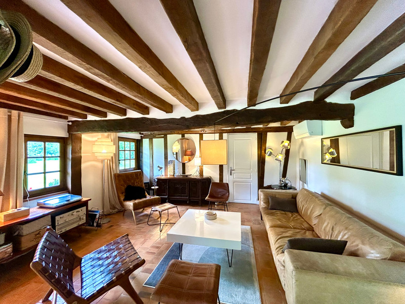 French property for sale in Saint-Léger-de-Rôtes, Eure - €526,000