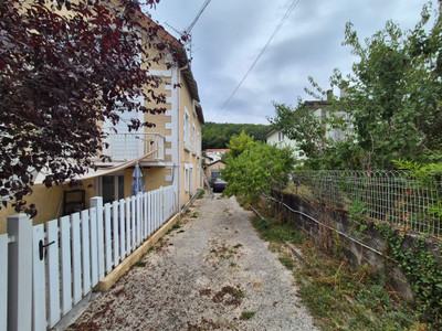 French property for sale in Trélissac, Dordogne - €300,000 - photo 1