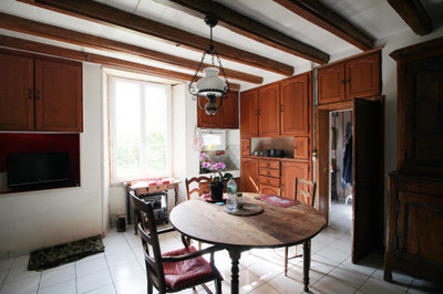 French property for sale in Fontaine-Chalendray, Charente-Maritime - €109,000 - photo 4