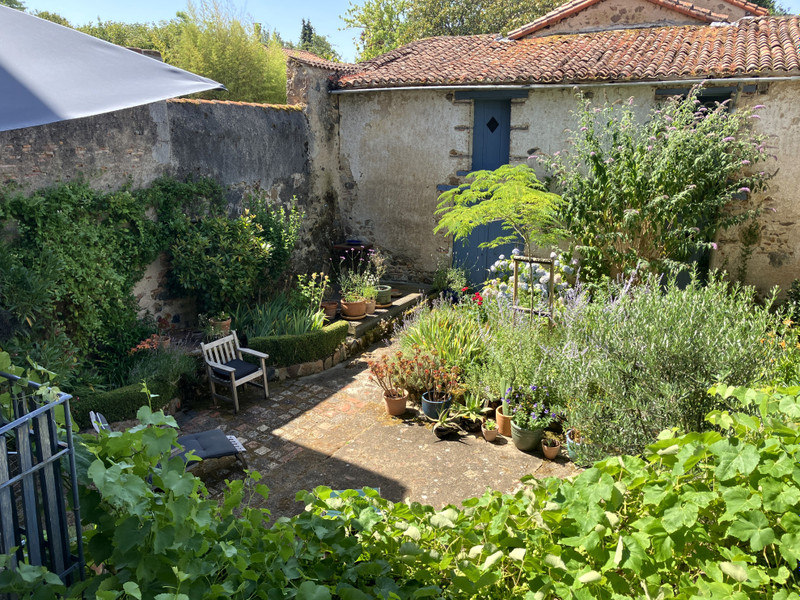 French property for sale in L'Isle-Jourdain, Vienne - €199,800 - photo 3