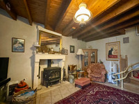 Maison à vendre à Val-d'Auge, Charente - 141 700 € - photo 2