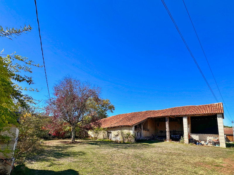 French property for sale in Saint-Romain, Charente - €71,600 - photo 1