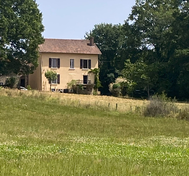 French property for sale in Champagnac-la-Rivière, Haute-Vienne - €370,000 - photo 2