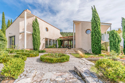 Maison à vendre à Lagrasse, Aude, Languedoc-Roussillon, avec Leggett Immobilier
