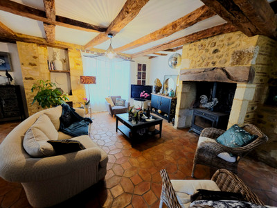 French property for sale in Val de Louyre et Caudeau, Dordogne - €313,500 - photo 1