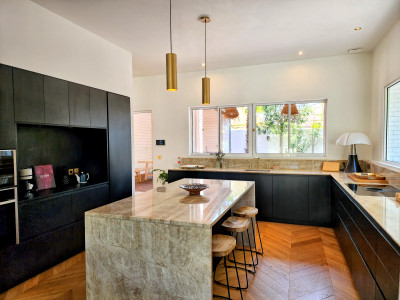 French property for sale in Bordeaux, Gironde - €2,800,000 - photo 7