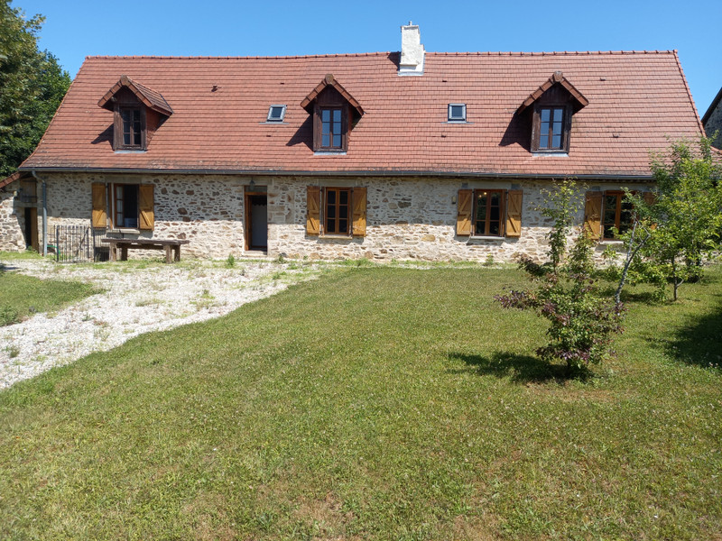 Maison à vendre à La Croisille-sur-Briance, Haute-Vienne - 256.800 € - photo 1