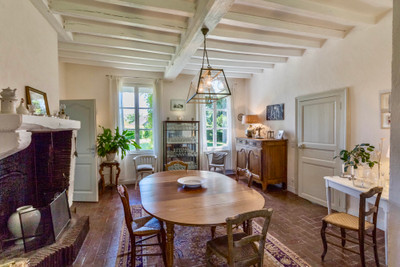 Magnificent Maison de maître and old farmhouse completely renovated