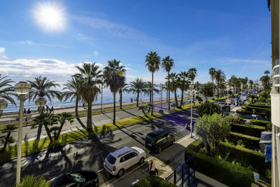 French property for sale in Nice, Alpes-Maritimes - €795,000 - photo 3