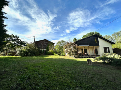 French property for sale in Villandraut, Gironde - €397,000 - photo 1