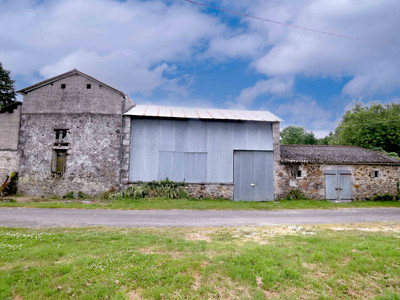 French property for sale in La Chapelle-Saint-Étienne, Deux-Sèvres - €189,000 - photo 6