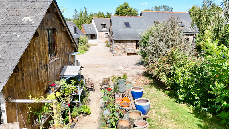 French property for sale in Plestin-les-Grèves, Côtes-d'Armor - €760,000 - photo 5