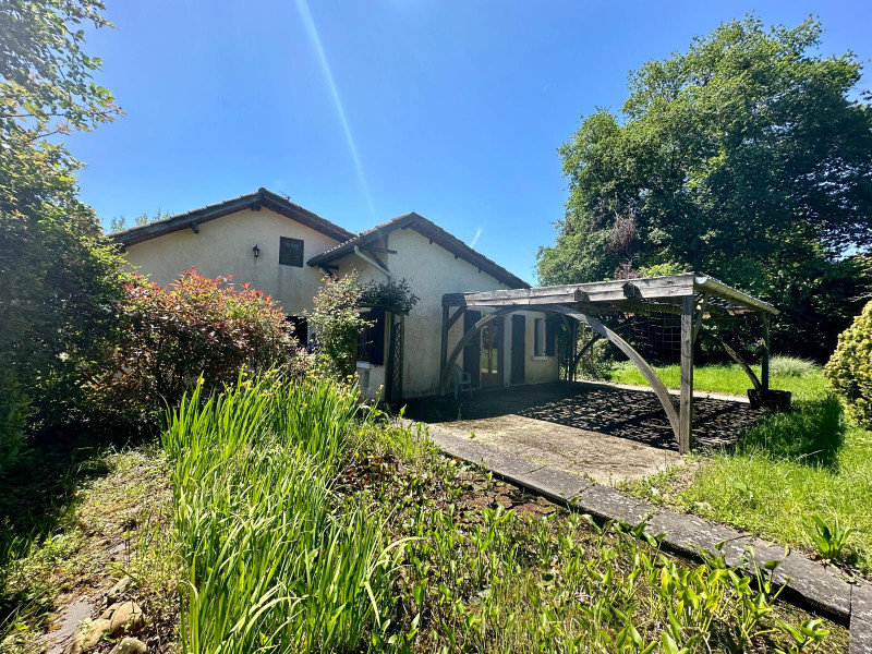 French property for sale in Castelnau-Rivière-Basse, Hautes-Pyrénées - €214,000 - photo 0