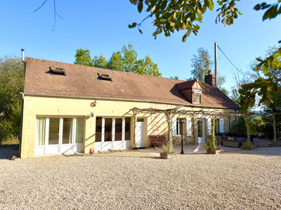 French property for sale in Saint-Pierre-des-Nids, Mayenne - €220,000 - photo 2