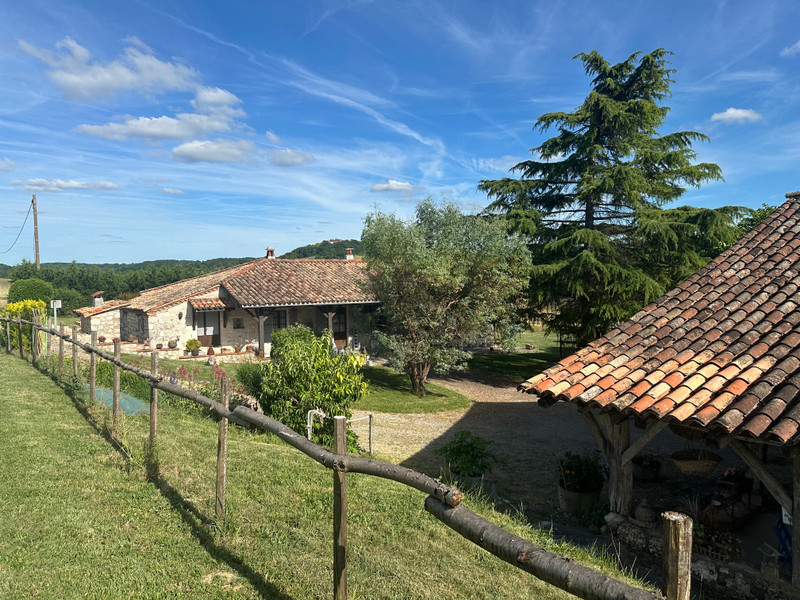 French property for sale in Sainte-Livrade-sur-Lot, Lot-et-Garonne - €245,000 - photo 1