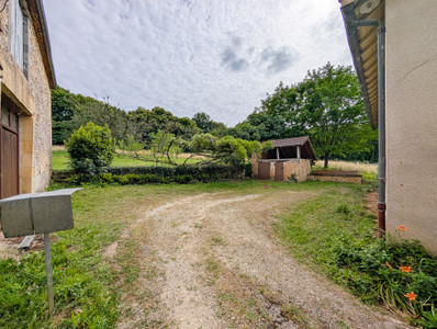 French property for sale in Saint-Martial-d'Albarède, Dordogne - €135,900 - photo 7