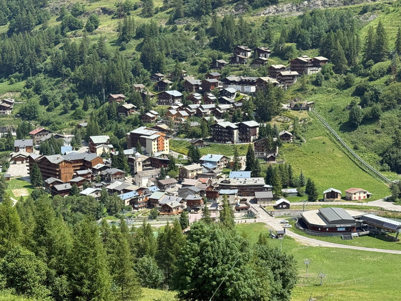 Ski property for sale in Tignes - €895,000 - photo 8