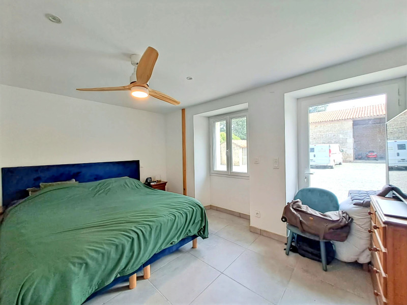 French property for sale in Valdelaume, Deux-Sèvres - €371,000 - photo 5