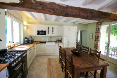 French property for sale in Charnizay, Indre-et-Loire - €472,500 - photo 1