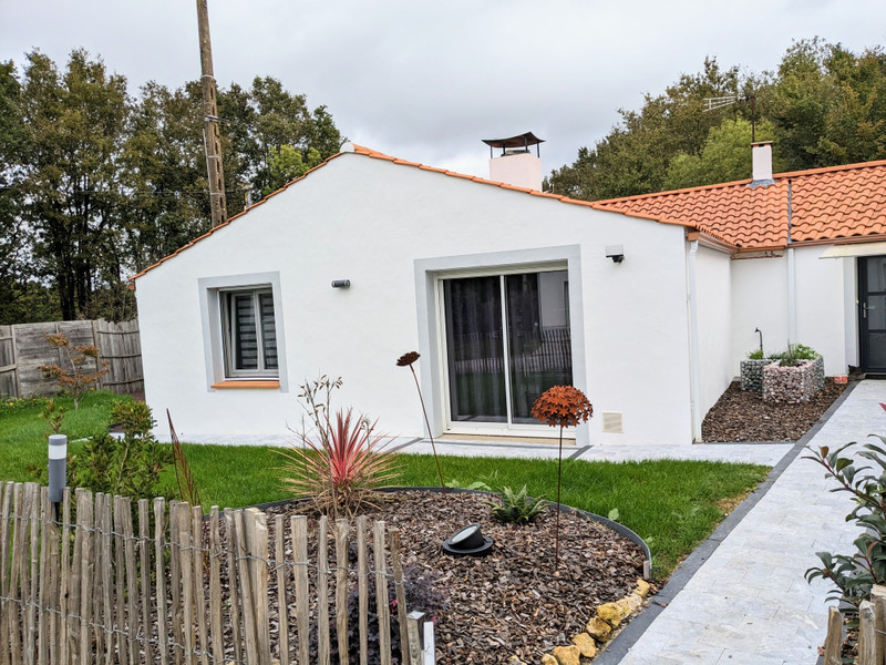 Maison à vendre à Froidfond, Vendée - 275 600 € - photo 1