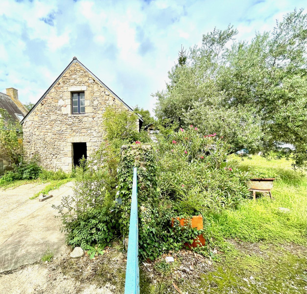 French property for sale in Noyal-Muzillac, Morbihan - €325,500 - photo 3