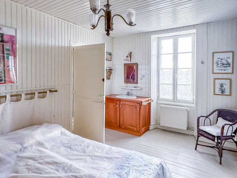 French property for sale in Celles, Dordogne - €318,000 - photo 5