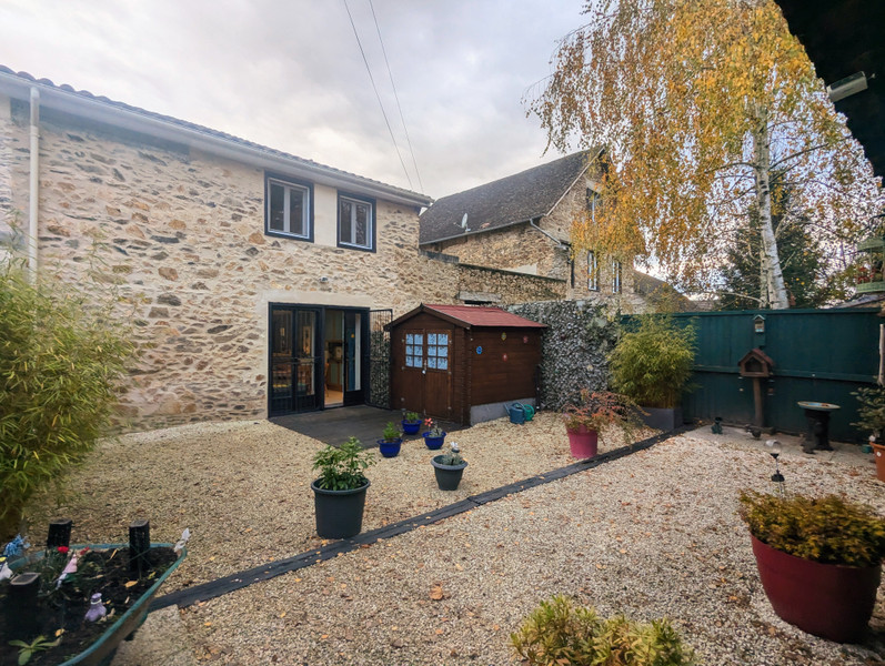 French property for sale in La Coquille, Dordogne - €120,000 - photo 8