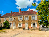 Maison à vendre à Neuillay-les-Bois, Indre - 207.000 € - photo 1