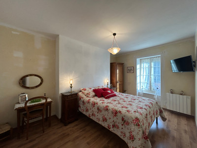 French property for sale in Coulon, Deux-Sèvres - €299,000 - photo 9