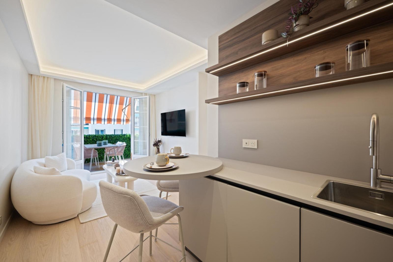 French property for sale in Nice, Alpes-Maritimes - €495,000 - photo 4