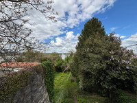 Maison à vendre à Angoulême, Charente - 591.440 € - photo 4