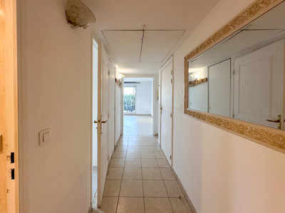 French property for sale in Antibes, Alpes-Maritimes - €295,000 - photo 9