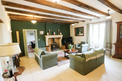 French property for sale in Brigueil-le-Chantre, Vienne - €375,000 - photo 2