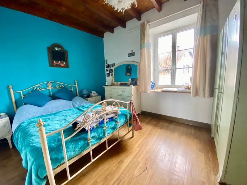 French property for sale in Les Salles-Lavauguyon, Haute-Vienne - €99,500 - photo 5