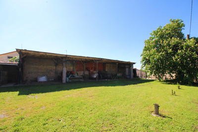 French property for sale in Lupsault, Charente - €66,600 - photo 6
