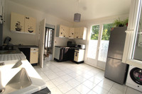 Maison à vendre à Confolens, Charente - 136.499 € - photo 5
