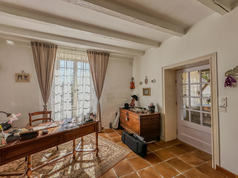 French property for sale in Beauvais-sur-Matha, Charente-Maritime - €280,000 - photo 4