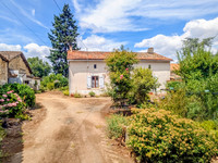Propriété à vendre à Saint-Coutant, Deux-Sèvres - 55 000 € - photo n°1
